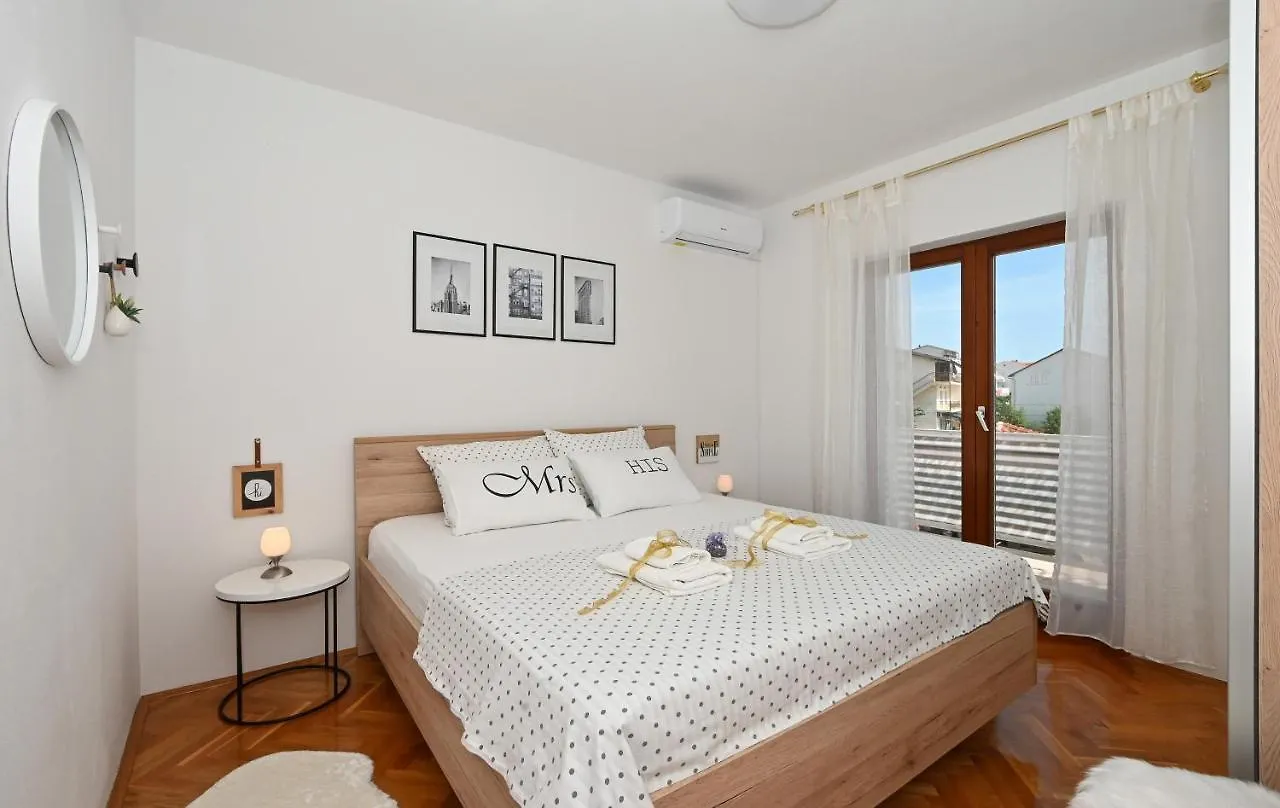 Apartments With A Parking Space Okrug Gornji, Ciovo - 12293 Trogir