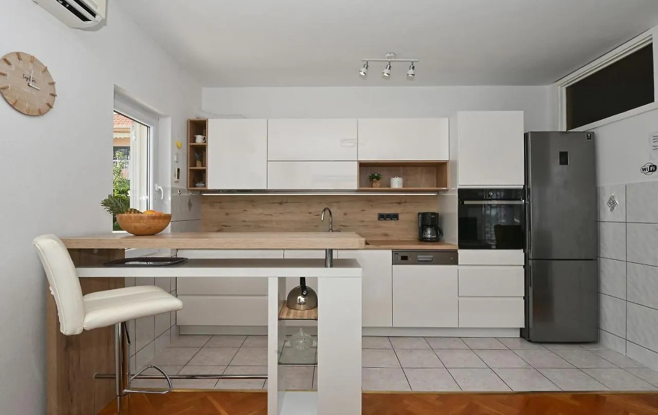 Apartments With A Parking Space Okrug Gornji, Ciovo - 12293 Trogir Croatia