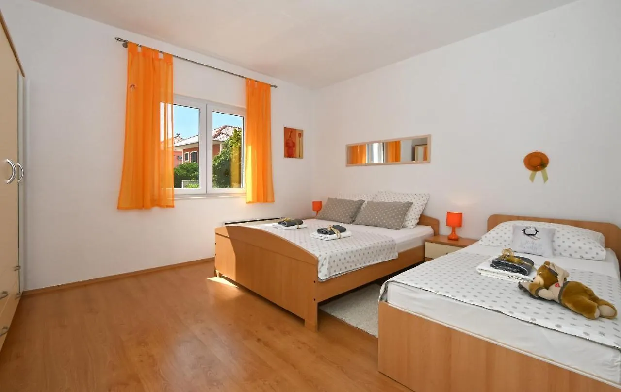 Apartments With A Parking Space Okrug Gornji, Ciovo - 12293 Trogir 0*,