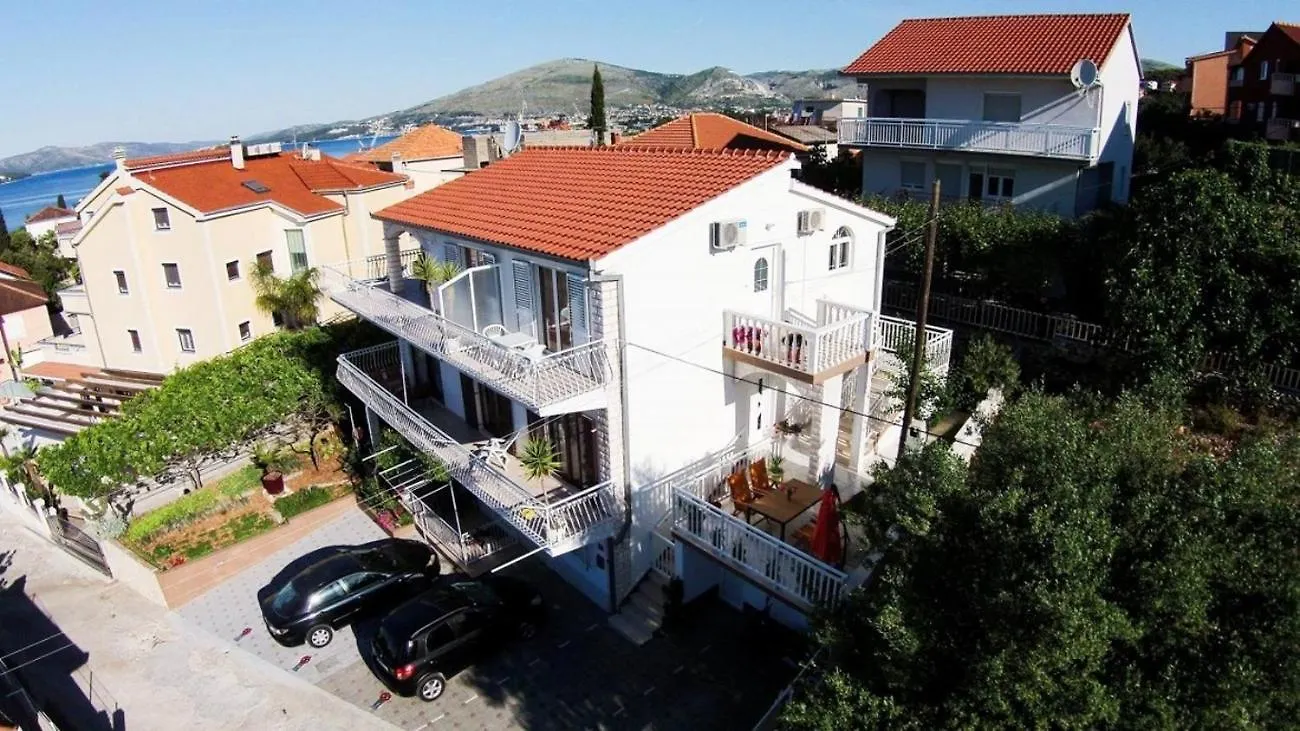 Apartments With A Parking Space Okrug Gornji, Ciovo - 12293 Trogir